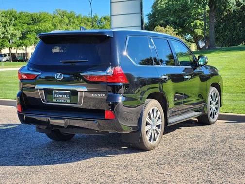 2021 Lexus LX 570 Three-Row