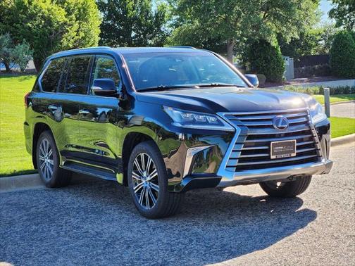2021 Lexus LX 570 Three-Row