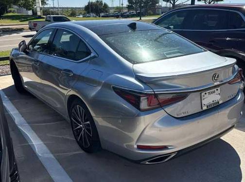 2023 Lexus ES 350 Base