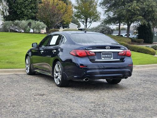 2018 INFINITI Q70L 3.7 LUXE