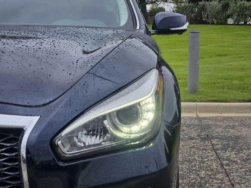 2018 INFINITI Q70L 3.7 LUXE