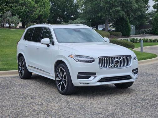 2023 Volvo XC90 B6 Plus 7-Seater