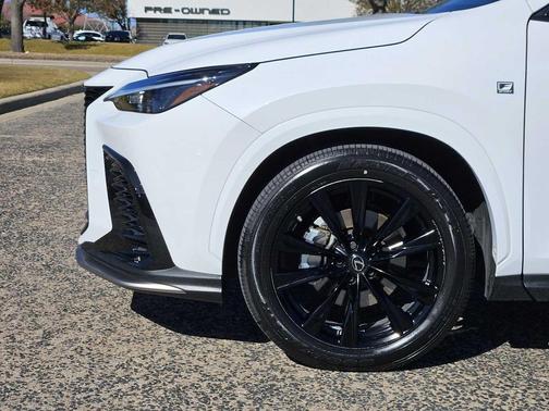 2022 Lexus NX 350 F SPORT Handling
