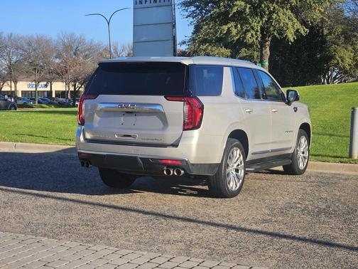 2024 GMC Yukon Denali