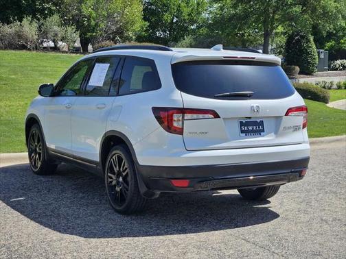 2021 Honda Pilot AWD Black Edition