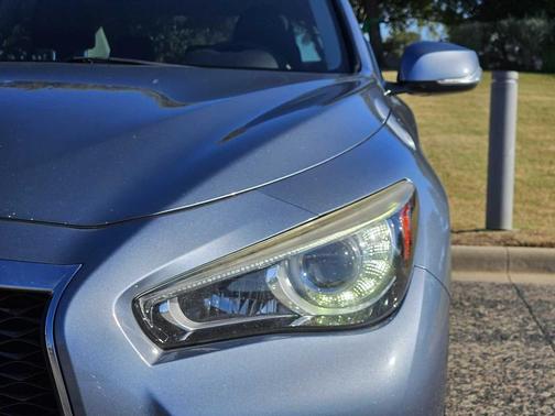 2015 INFINITI Q50 Premium