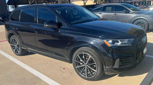 2020 Audi Q7 55 Premium Plus