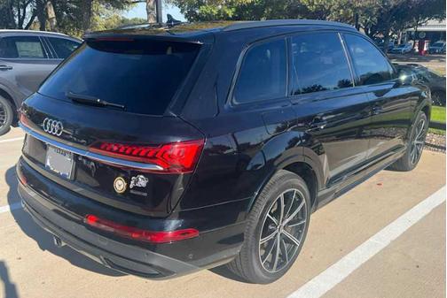 2020 Audi Q7 55 Premium Plus
