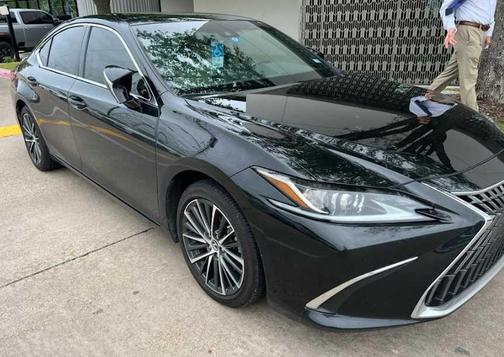 Caviar 2023 Lexus ES 350 Base