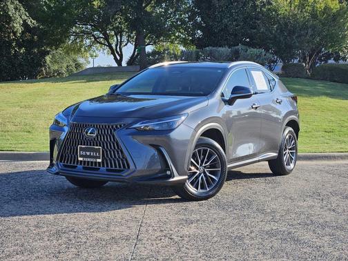 2025 Lexus NX 250 Premium