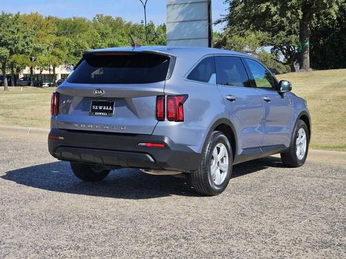 2021 Kia Sorento LX