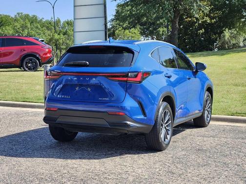 Grecian Water 2025 Lexus NX 250 Premium