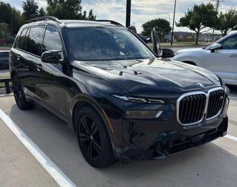 2023 BMW X7 M60i
