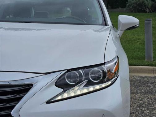 2016 Lexus ES 350 Base