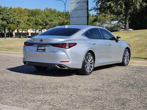 2020 Lexus ES 350 Base