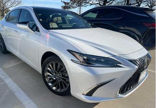 2024 Lexus ES 350 Ultra Luxury