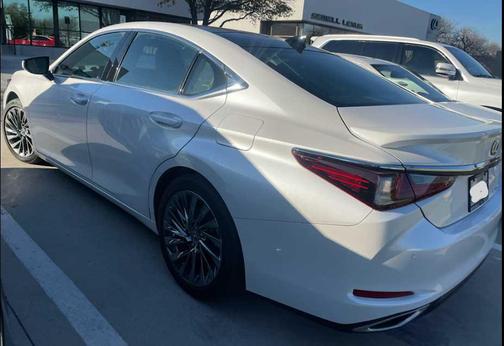 2024 Lexus ES 350 Ultra Luxury