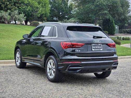 2022 Audi Q3 45 S line Premium Plus