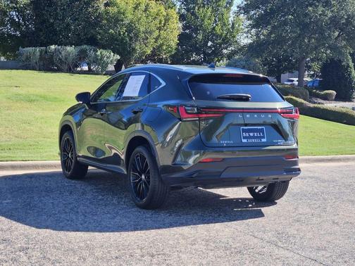 2022 Lexus NX 350h Premium