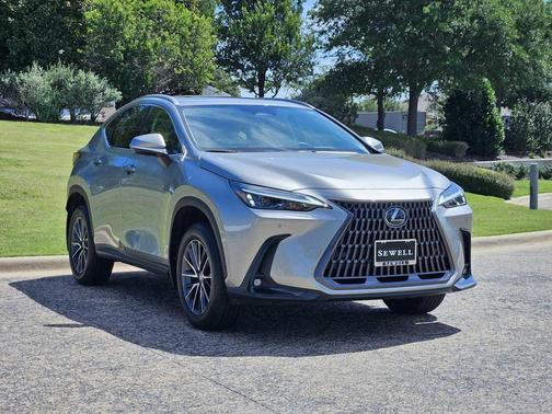 Atomic Silver 2024 Lexus NX 250 Premium