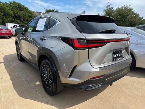 Atomic Silver 2024 Lexus NX 250 Premium