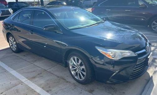 2016 Toyota Camry XLE