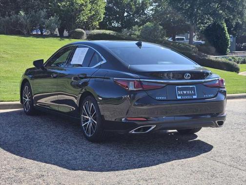 2024 Lexus ES 350 Base