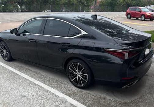 2024 Lexus ES 350 Base