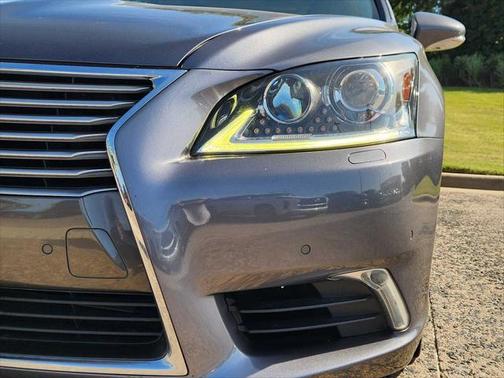 2017 Lexus LS 460 Base