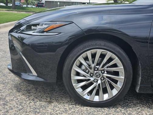 2022 Lexus ES 350 Ultra Luxury