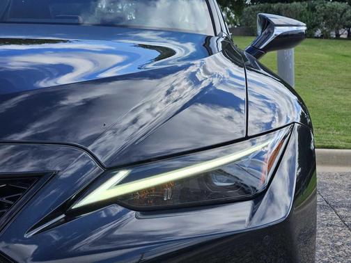 Caviar 2023 Lexus IS 350 Base