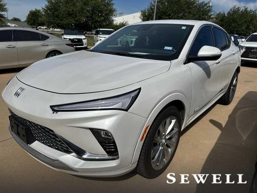 White Frost Tricoat 2024 Buick Envista Avenir FWD