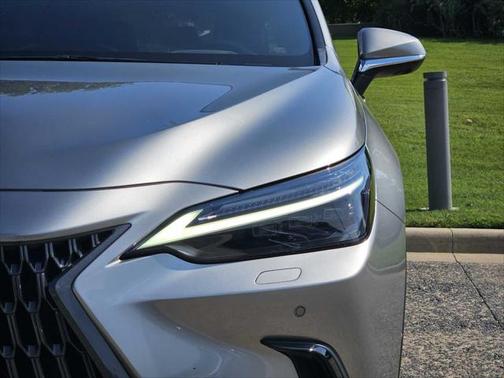2022 Lexus NX 350h Luxury