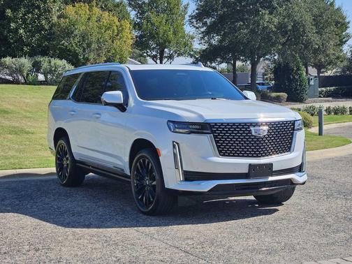 2022 Cadillac Escalade Premium Luxury