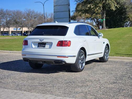 2018 Bentley Bentayga Activity Edition