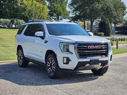 2022 GMC Yukon 4WD AT4