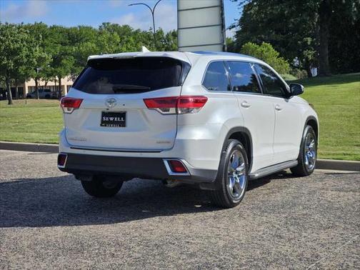 2018 Toyota Highlander Limited Platinum