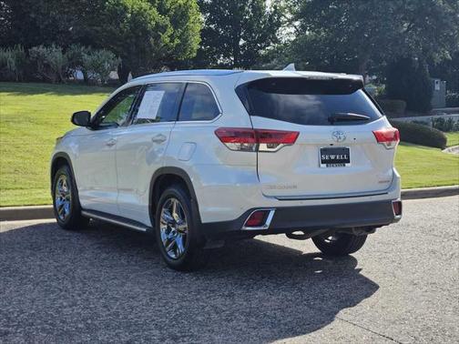 2018 Toyota Highlander Limited Platinum