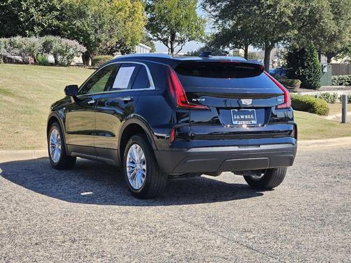 2024 Cadillac XT4 Luxury