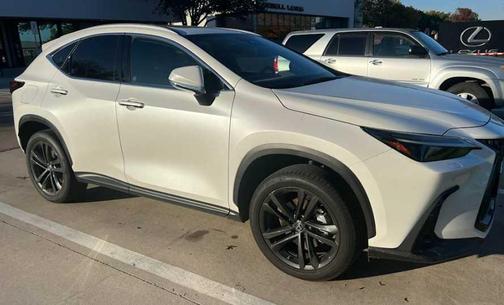 2023 Lexus NX 450h+ Luxury