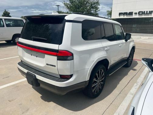 Eminent White Pearl 2024 Lexus GX 550 Luxury