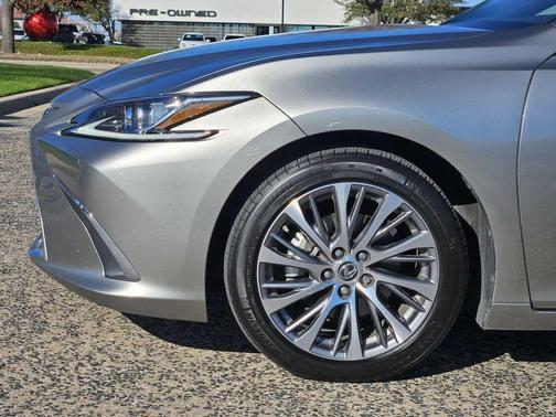 2021 Lexus ES 350 Luxury