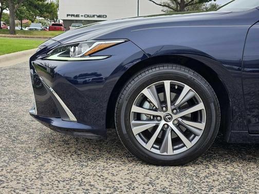 2020 Lexus ES 350 Base