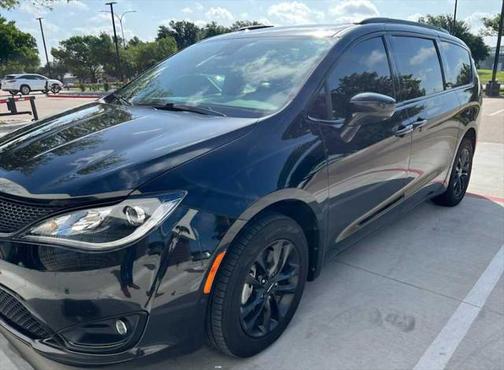 2020 Chrysler Pacifica L