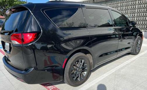 2020 Chrysler Pacifica L