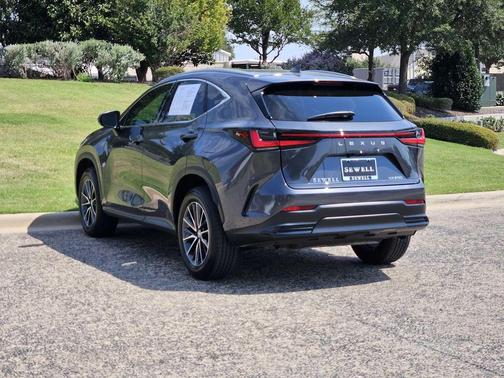 2025 Lexus NX 250 Premium