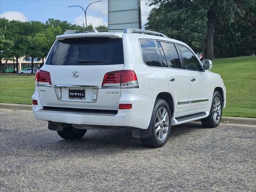 2014 Lexus LX 570 Base