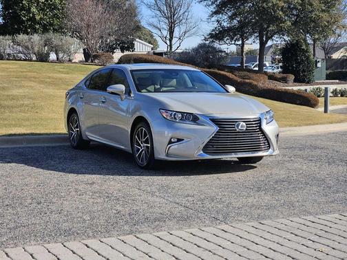 2017 Lexus ES 350 Base