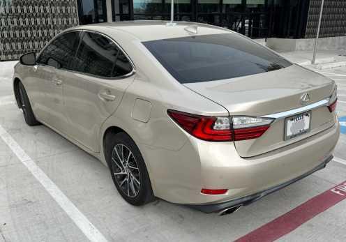 2017 Lexus ES 350 Base