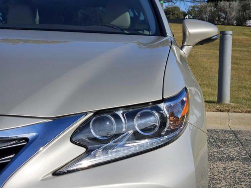 2017 Lexus ES 350 Base